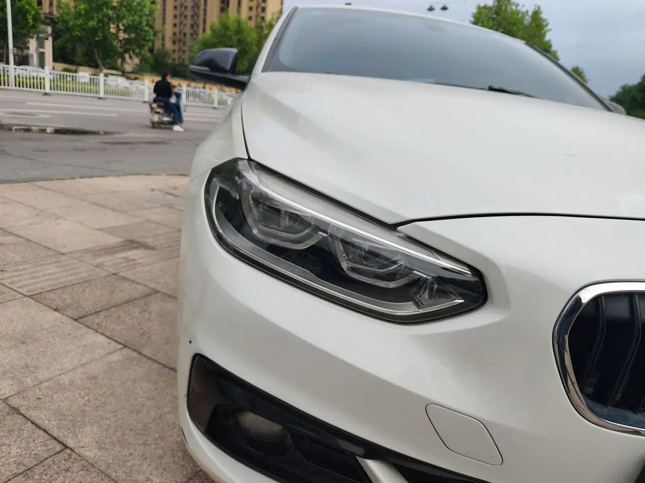 BMW 1 Series 2017 118i Design Package Model — миниатюра 2
