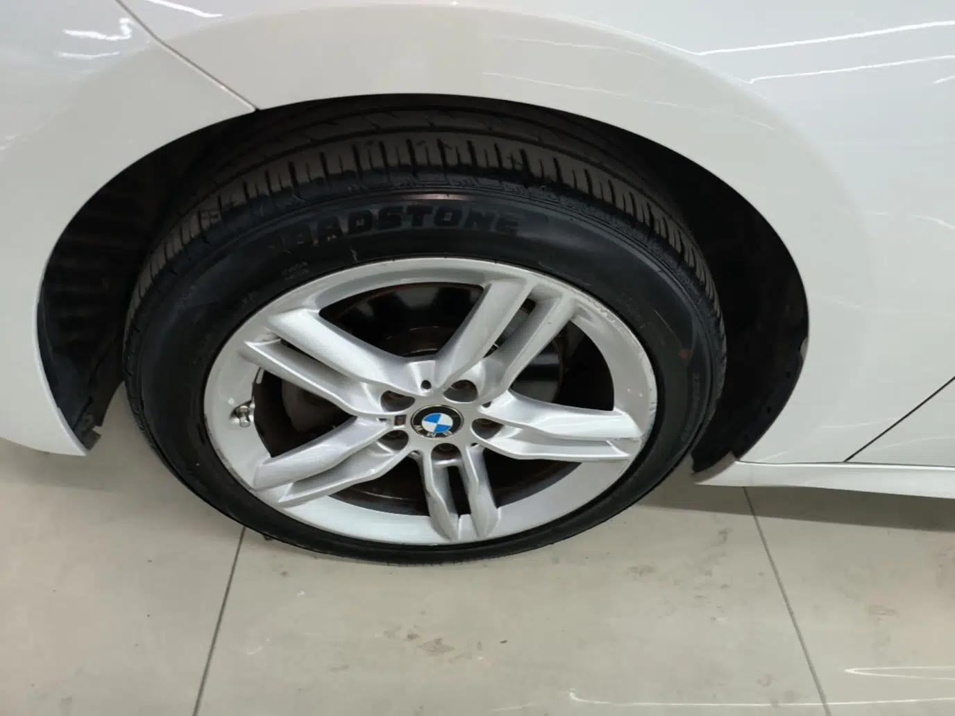 BMW 1 Series 2021 120i M Sport Night Edition — миниатюра 10