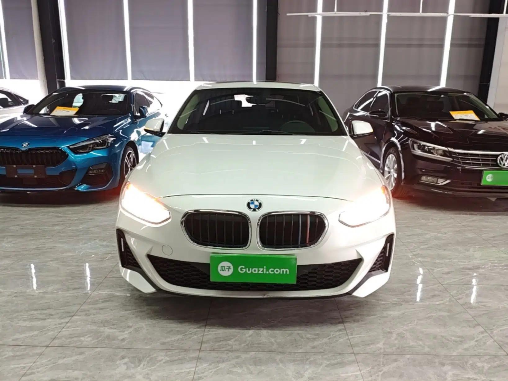 BMW 1 Series 2020 125i Leading Model M Sport Package — миниатюра 2