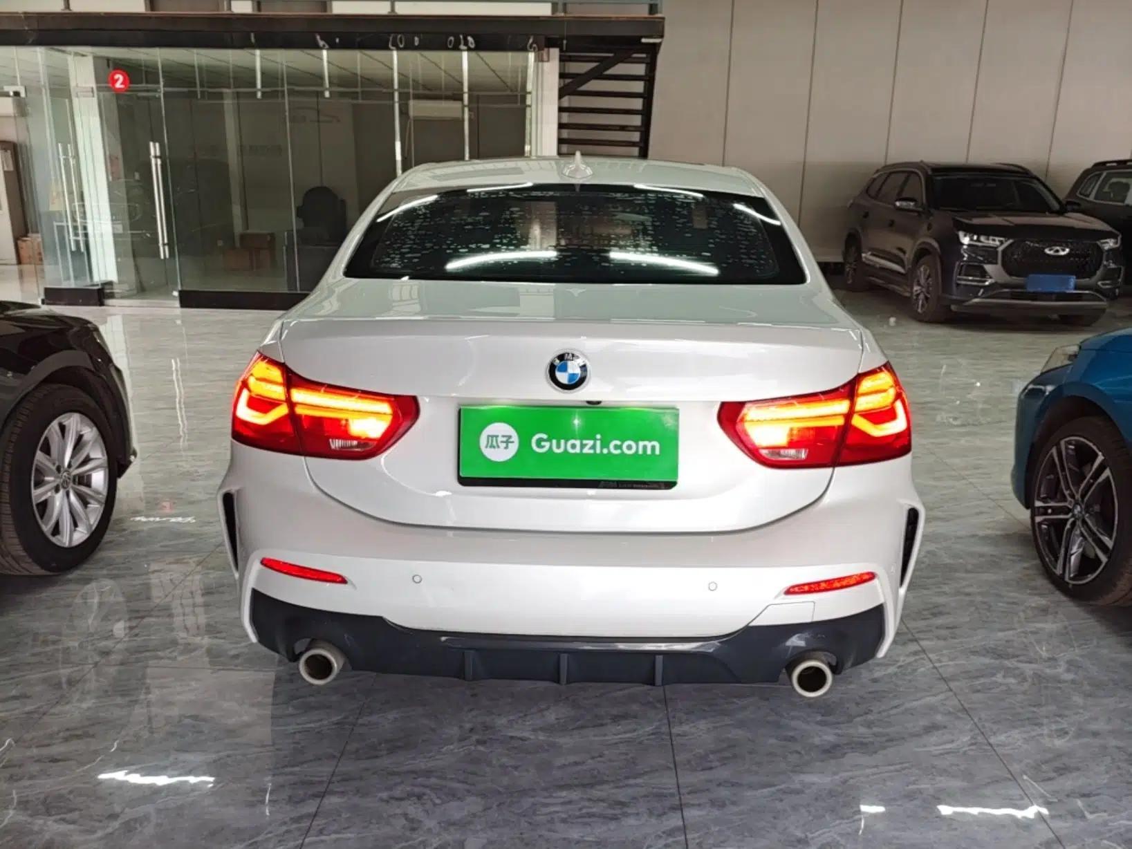 BMW 1 Series 2020 125i Leading Model M Sport Package — миниатюра 5