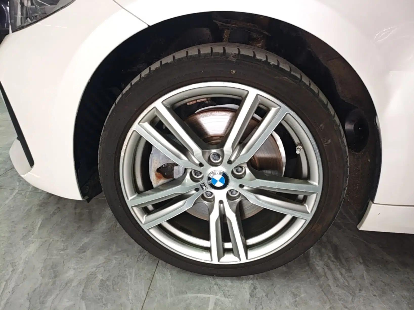 BMW 1 Series 2020 125i Leading Model M Sport Package — миниатюра 10
