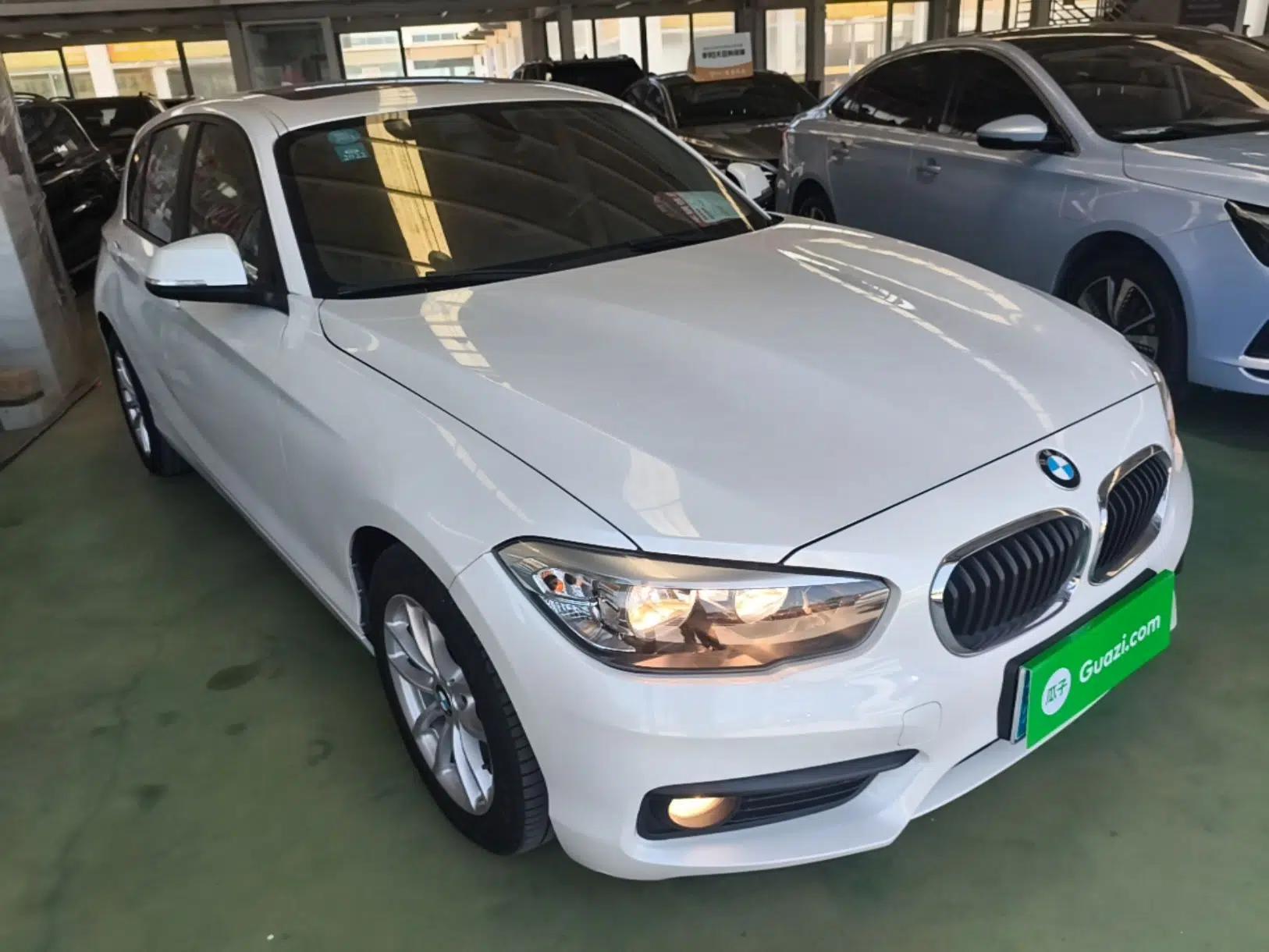 BMW 1 Series 2016 118i Leading Model — миниатюра 3
