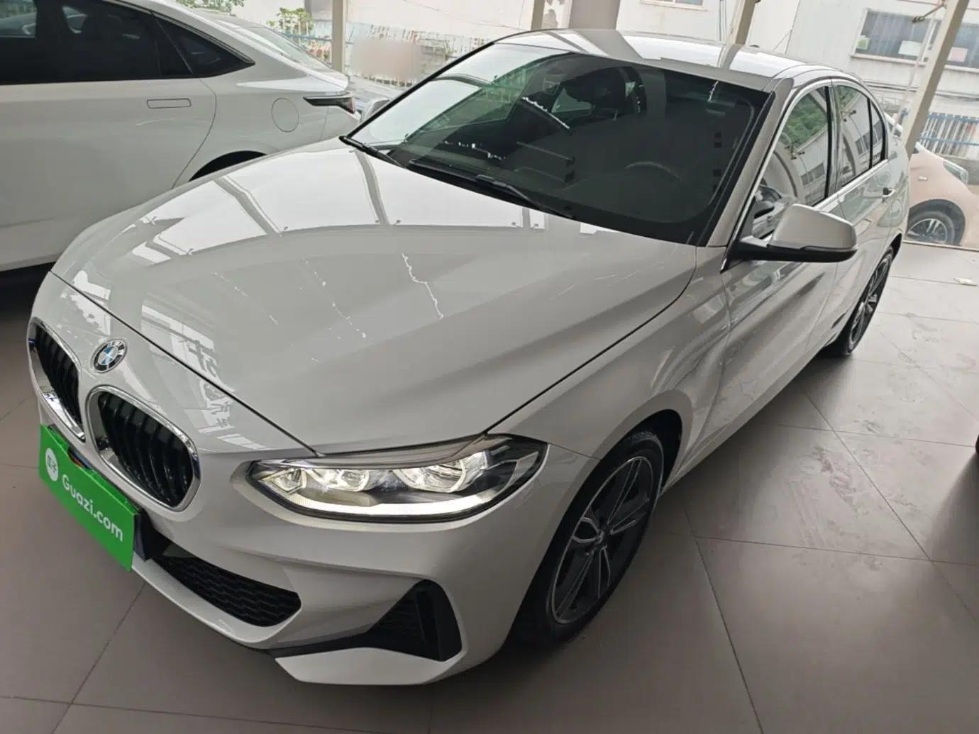 BMW 1 Series 2023 120i M Sport Edition — миниатюра 1