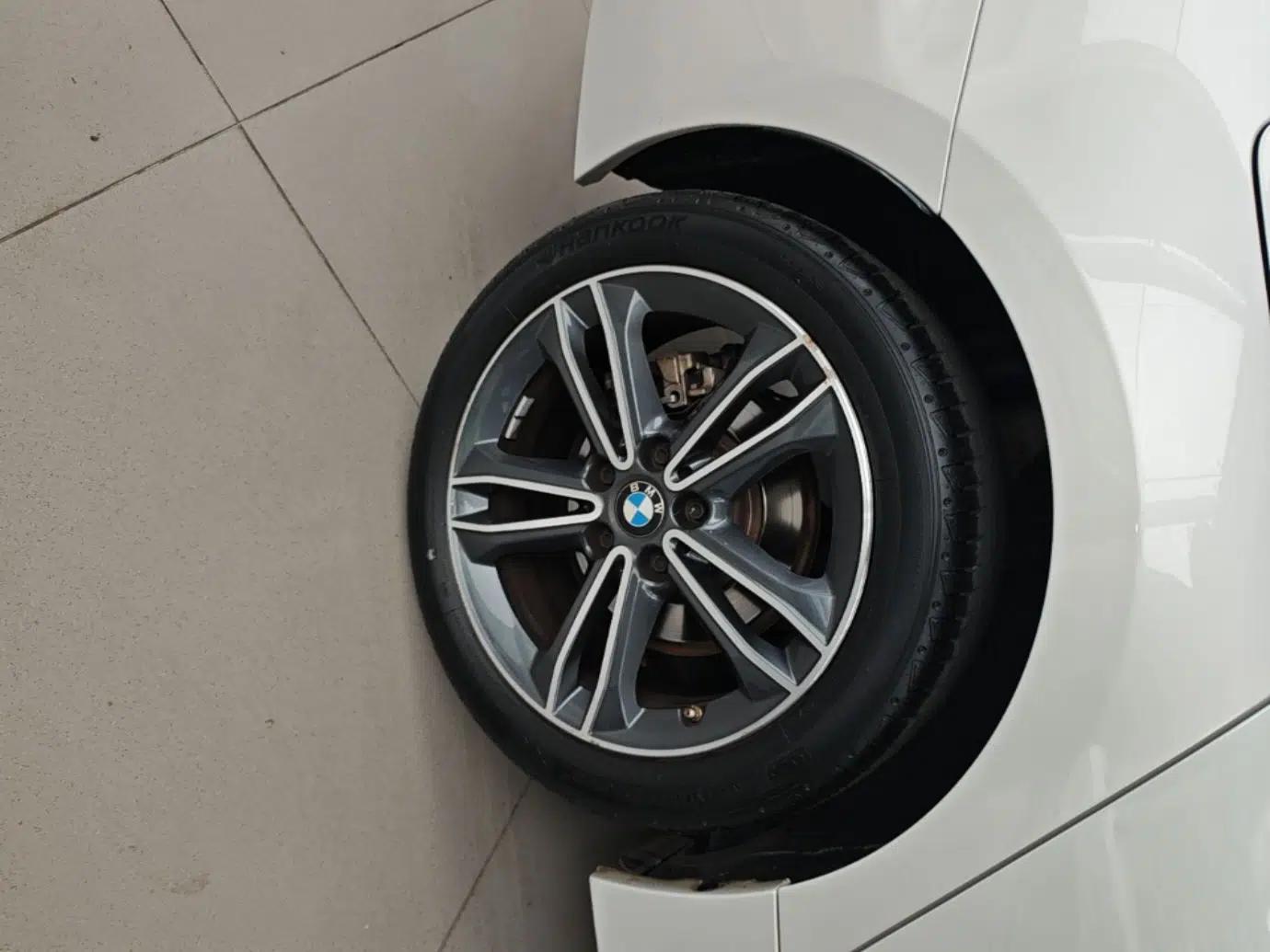 BMW 1 Series 2023 120i M Sport Edition — миниатюра 11