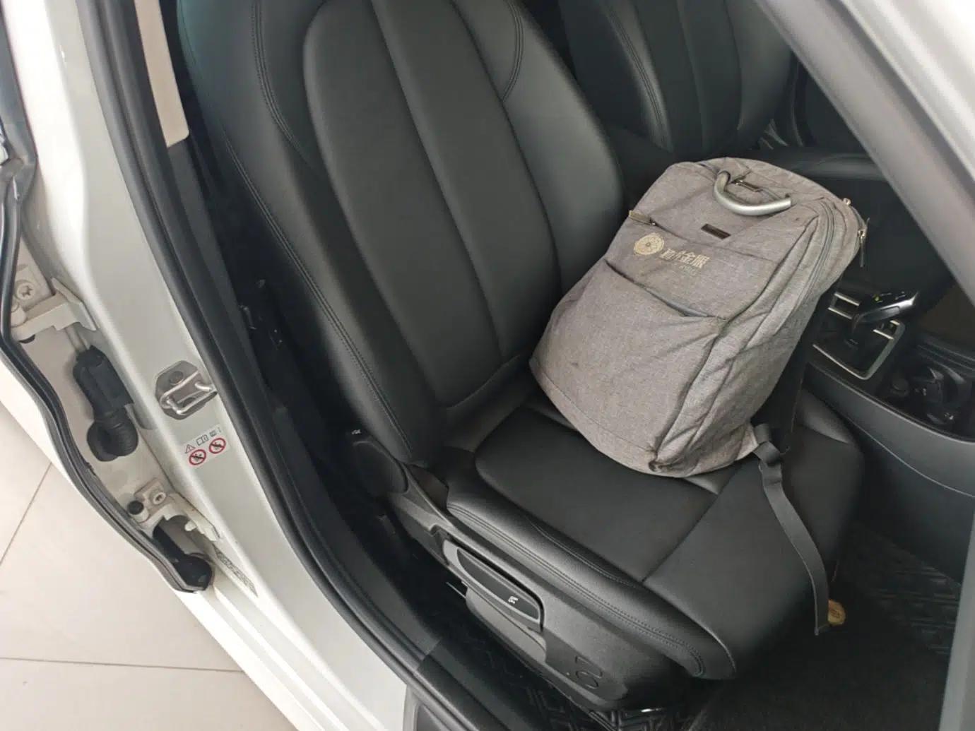 BMW 1 Series 2023 120i M Sport Edition — миниатюра 19