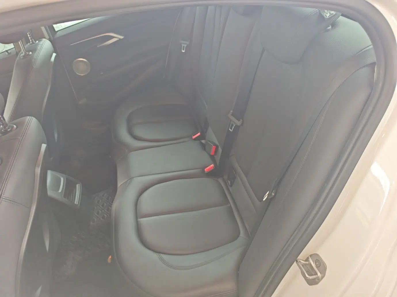 BMW 1 Series 2023 120i M Sport Edition — миниатюра 20
