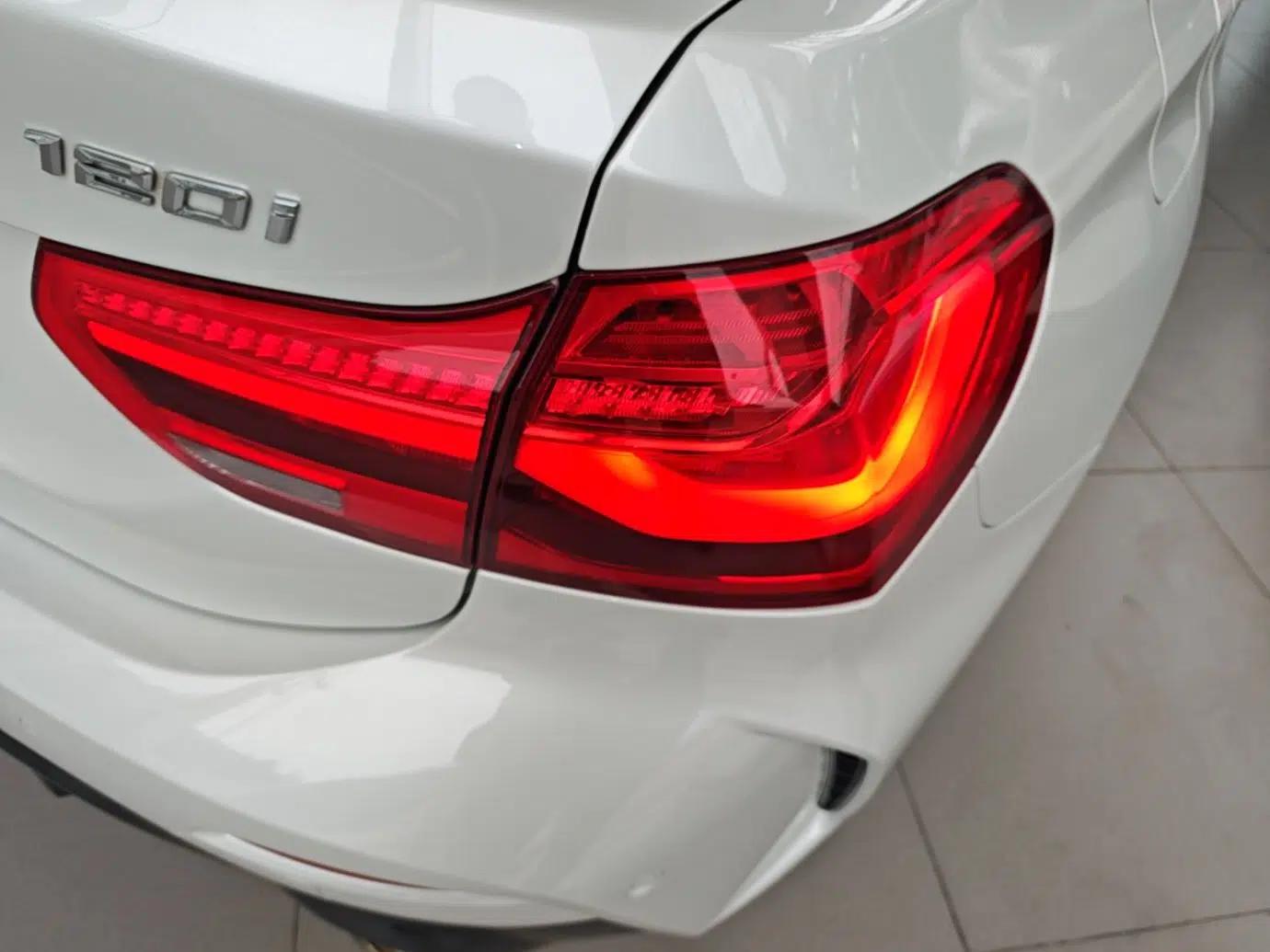 BMW 1 Series 2023 120i M Sport Edition — миниатюра 9