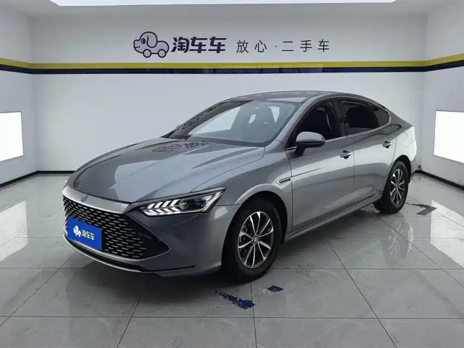 Qin PLUS 2023 Champion Edition DM-i 55KM Leading Model — миниатюра 1