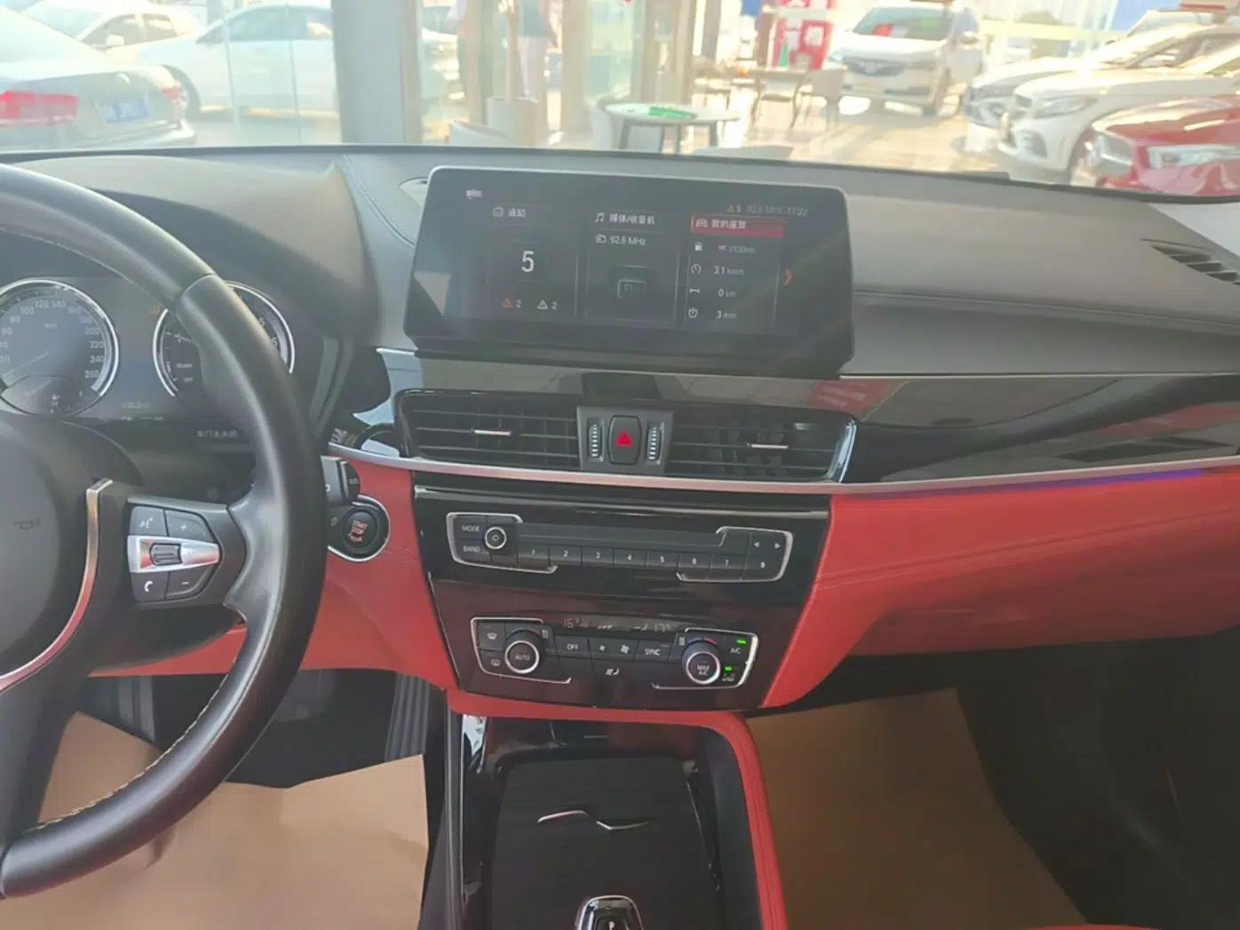 BMW X2 2023 sDrive25i M Sport Package — миниатюра 15