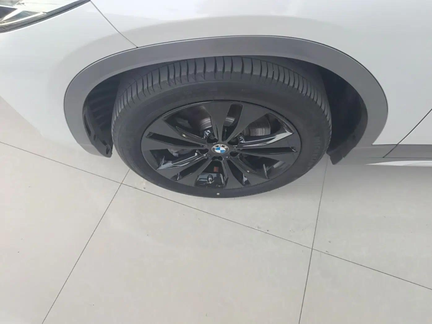 BMW X2 2023 sDrive25i M Sport Package — миниатюра 10