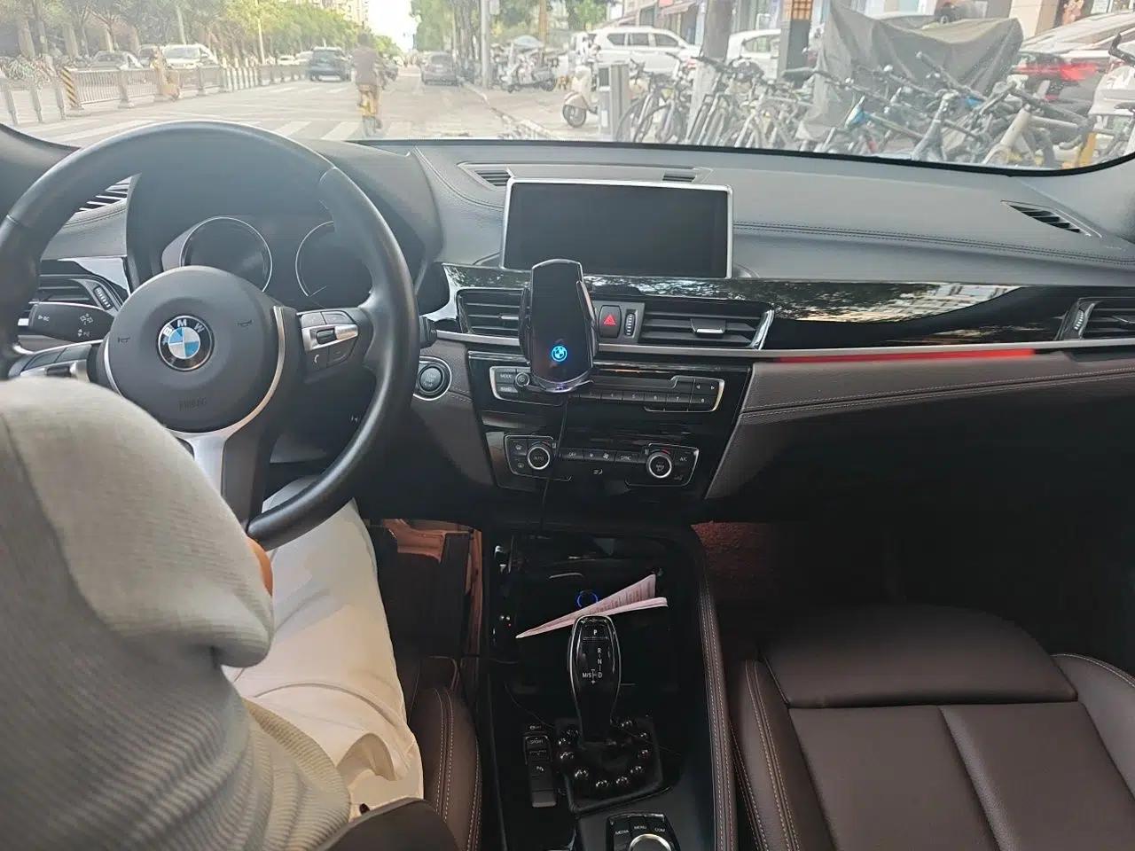 BMW X2 2020 sDrive25i Leading Model M Sport Package — миниатюра 9