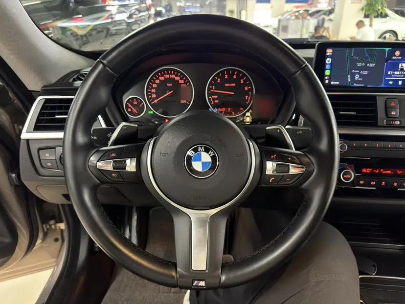 BMW 3 Series GT 2018 320i Sport Edition — миниатюра 11
