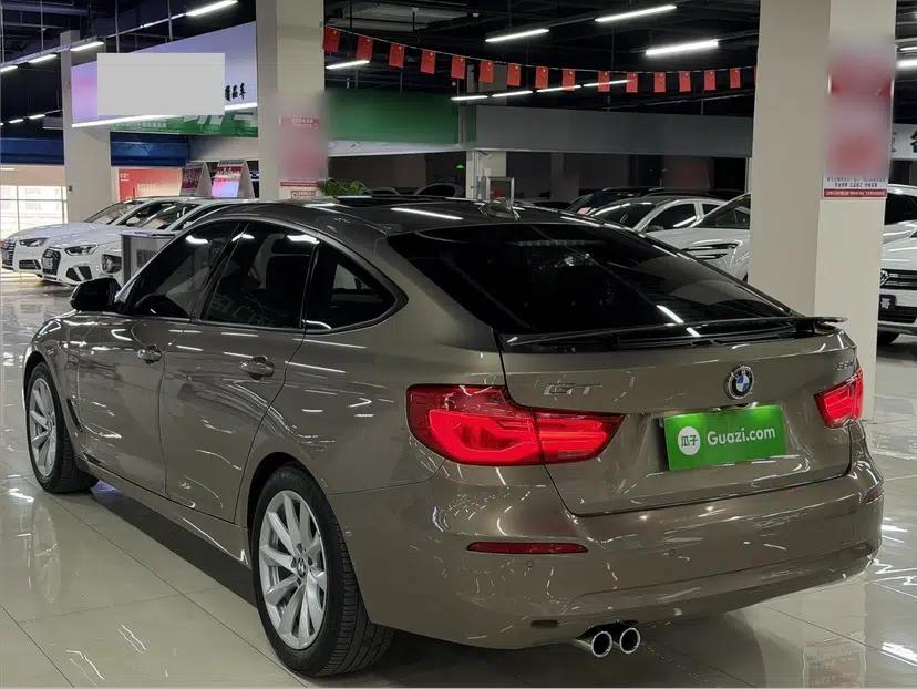BMW 3 Series GT 2018 320i Sport Edition — миниатюра 4