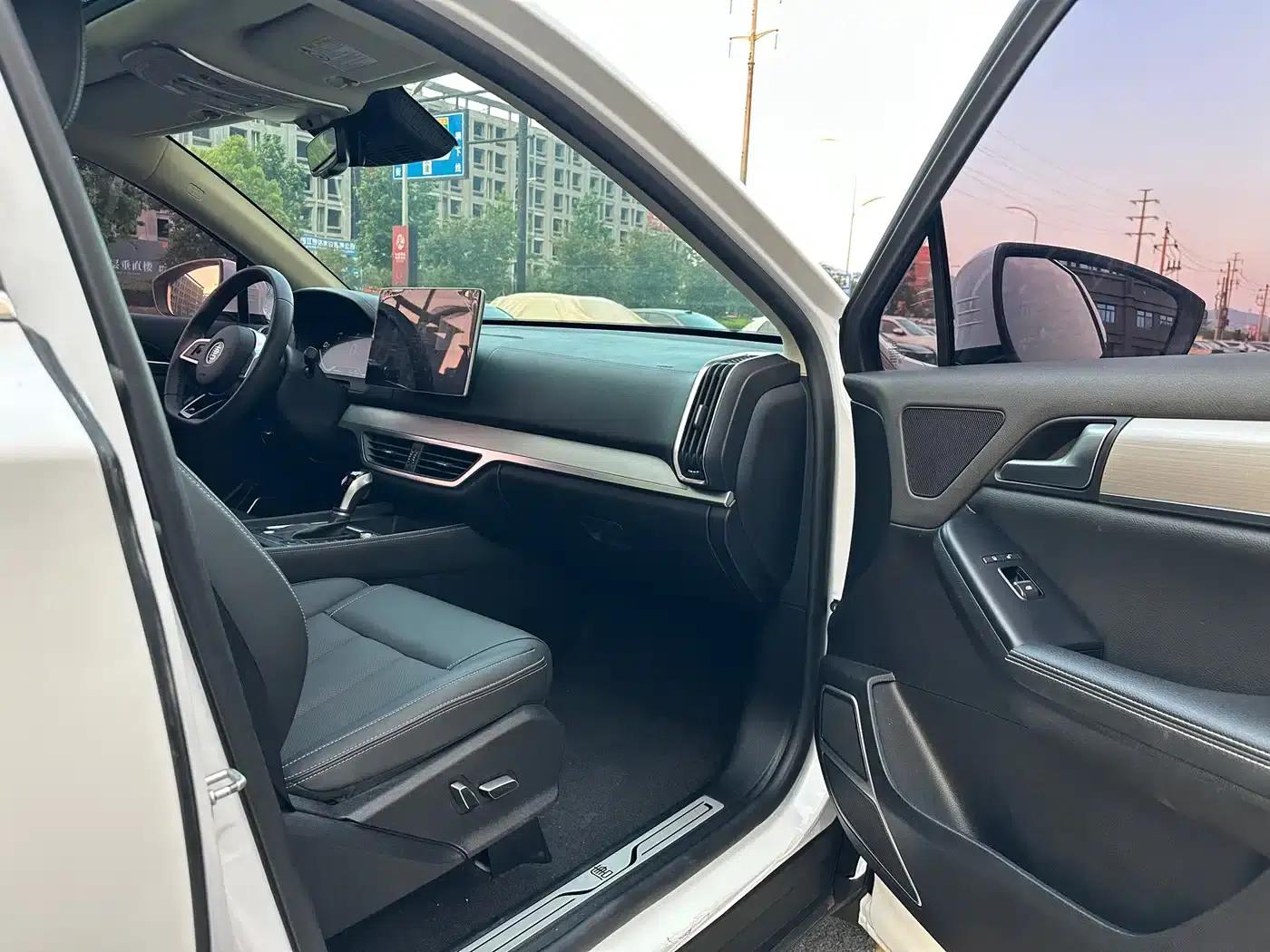 Tang 2019 2.0T Automatic Intelligent Connected Premium 7-seater National VI Emission Standard — миниатюра 11