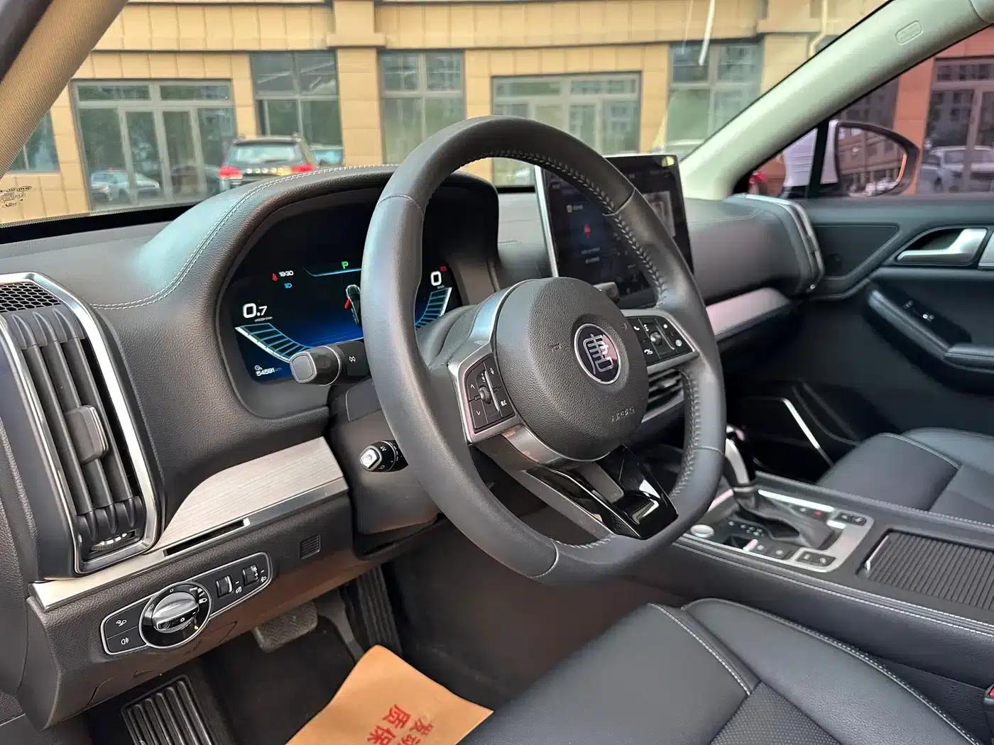 Tang 2019 2.0T Automatic Intelligent Connected Premium 7-seater National VI Emission Standard — миниатюра 17