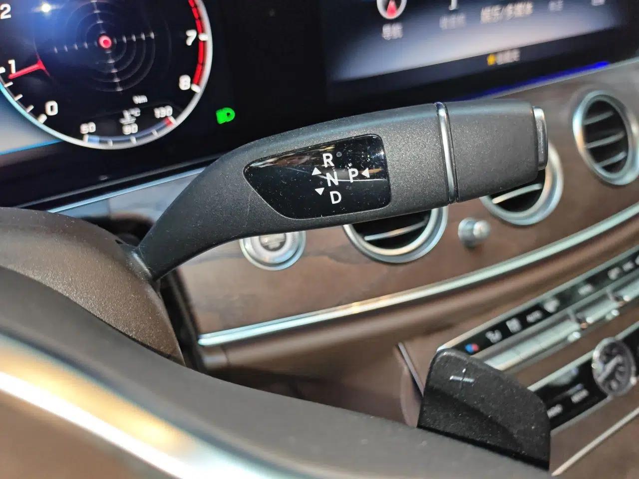 Mercedes-Benz E-Class 2020 Facelift E 300 L Stylish Edition — миниатюра 14