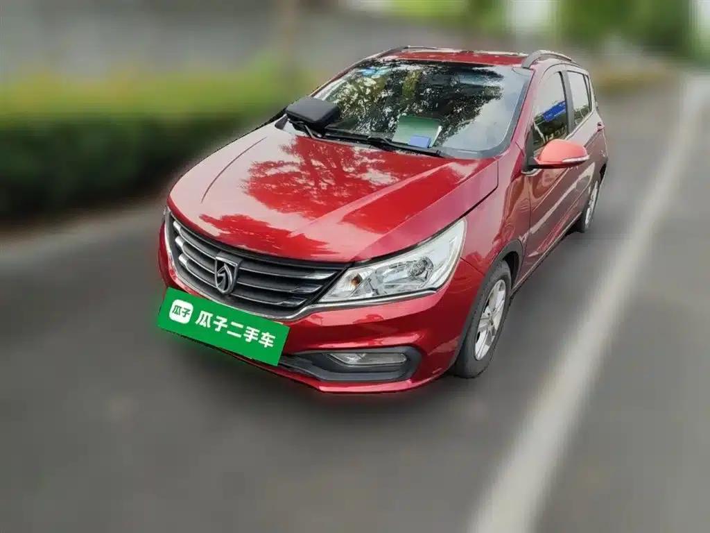 Baojun 310 2016 1.2L Manual Deluxe Edition — миниатюра 1