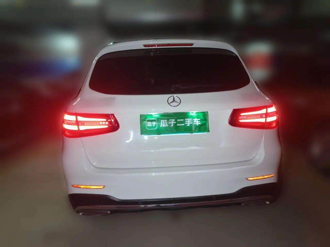 Mercedes-Benz GLC 2018 GLC 260 4MATIC Luxury Model — миниатюра 5