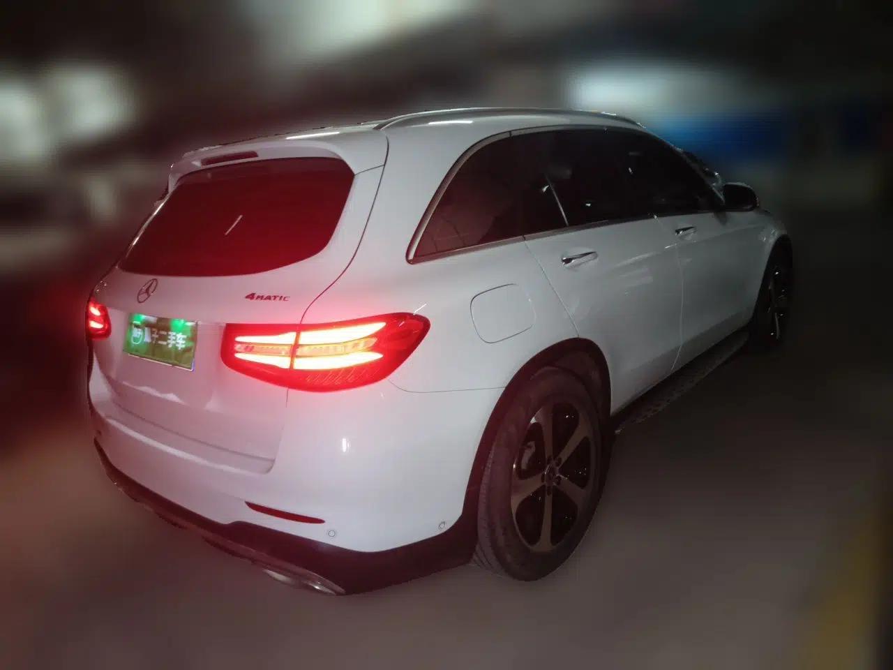 Mercedes-Benz GLC 2018 GLC 260 4MATIC Luxury Model — миниатюра 6