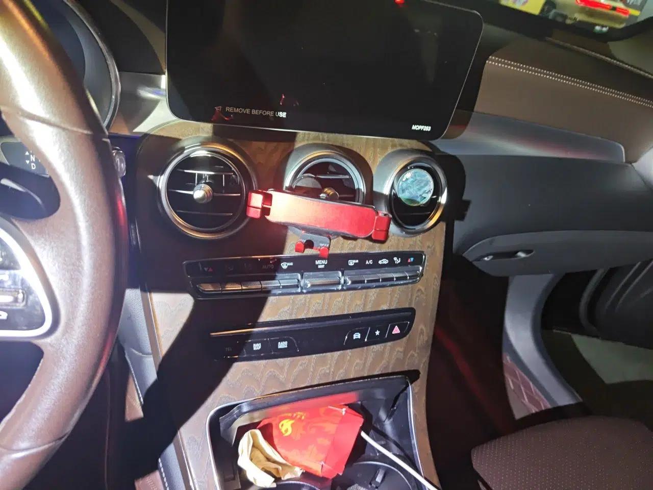 Mercedes-Benz GLC 2020 GLC 260 L 4MATIC Luxury Model — миниатюра 13