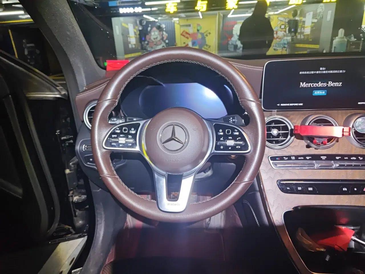 Mercedes-Benz GLC 2020 GLC 260 L 4MATIC Luxury Model — миниатюра 10