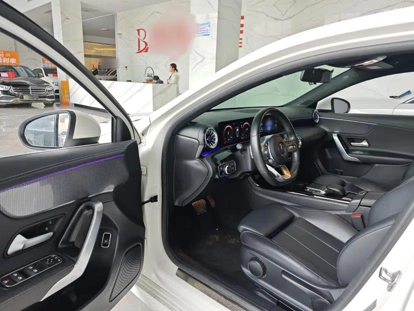 Mercedes-Benz A-Class 2022 A 200 L Sport Sedan Dynamic Model — миниатюра 17