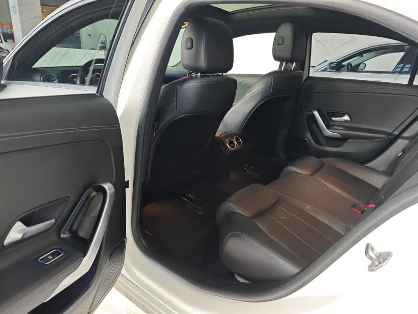 Mercedes-Benz A-Class 2022 A 200 L Sport Sedan Dynamic Model — миниатюра 18