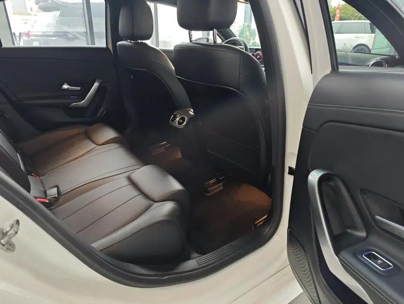 Mercedes-Benz A-Class 2022 A 200 L Sport Sedan Dynamic Model — миниатюра 21