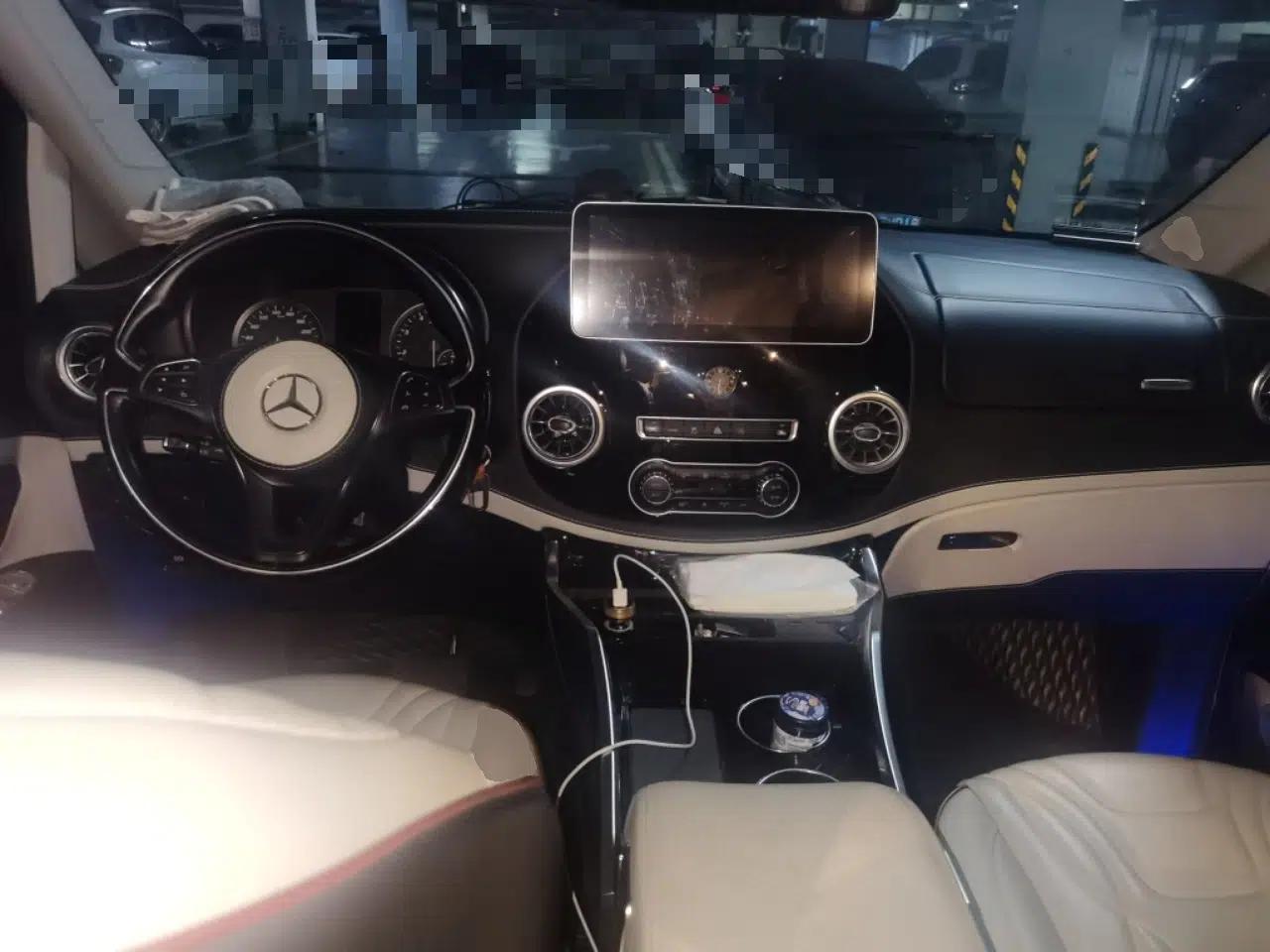 Mercedes-Benz Vito 2021 2.0T Business Version 7 Seats — миниатюра 9