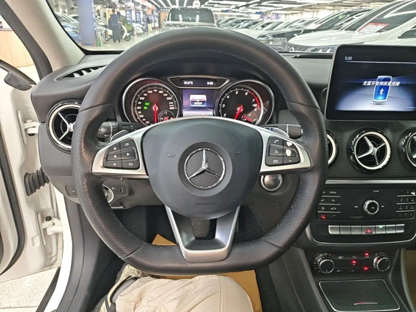 Mercedes-Benz GLA 2019 GLA 200 Dynamic Edition — миниатюра 13