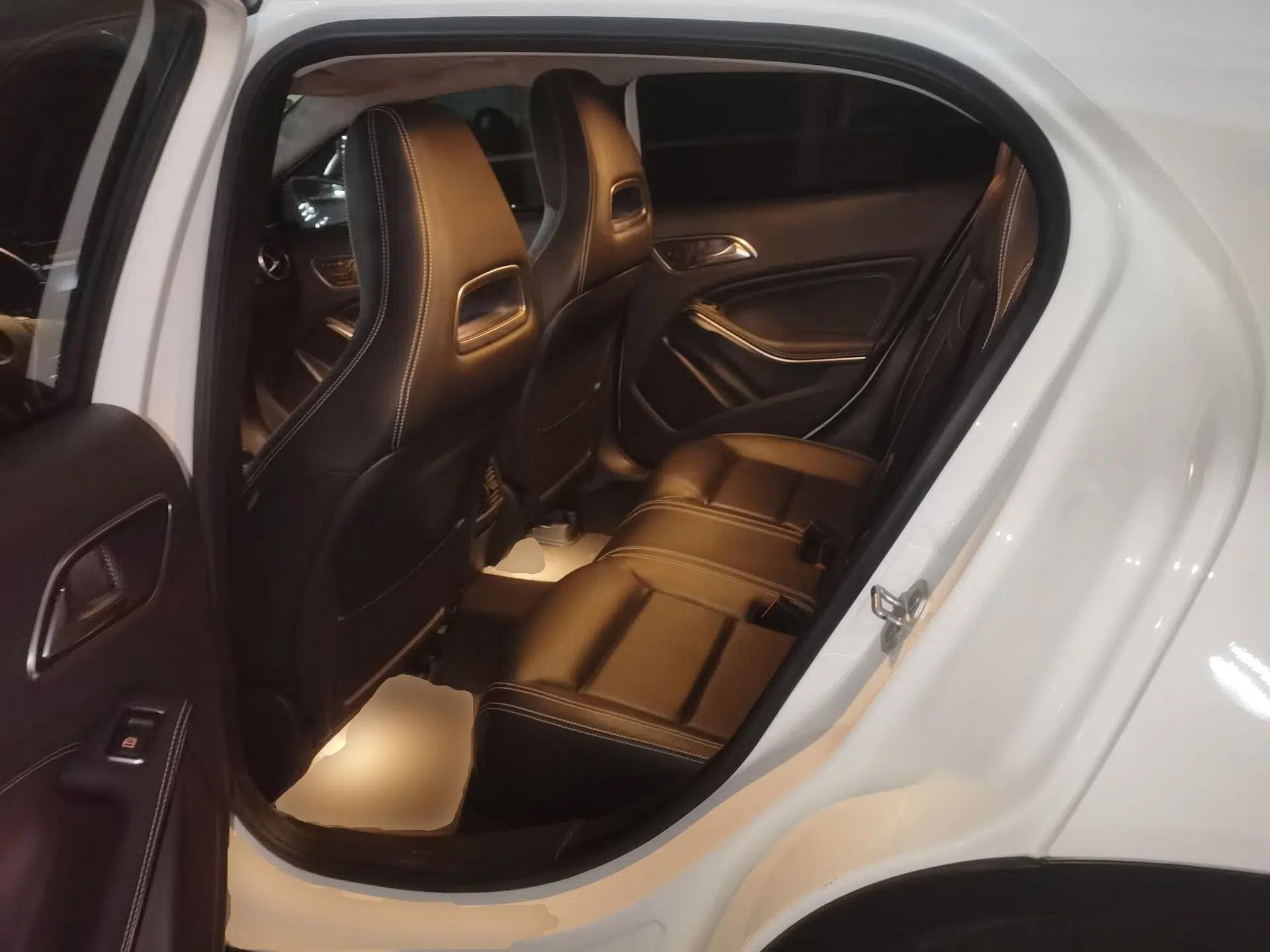 Mercedes-Benz GLA 2016 GLA 220 4MATIC Luxury Model — миниатюра 17
