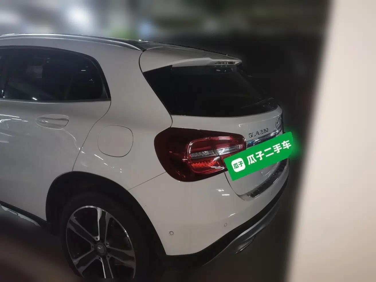 Mercedes-Benz GLA 2016 GLA 220 4MATIC Luxury Model — миниатюра 4