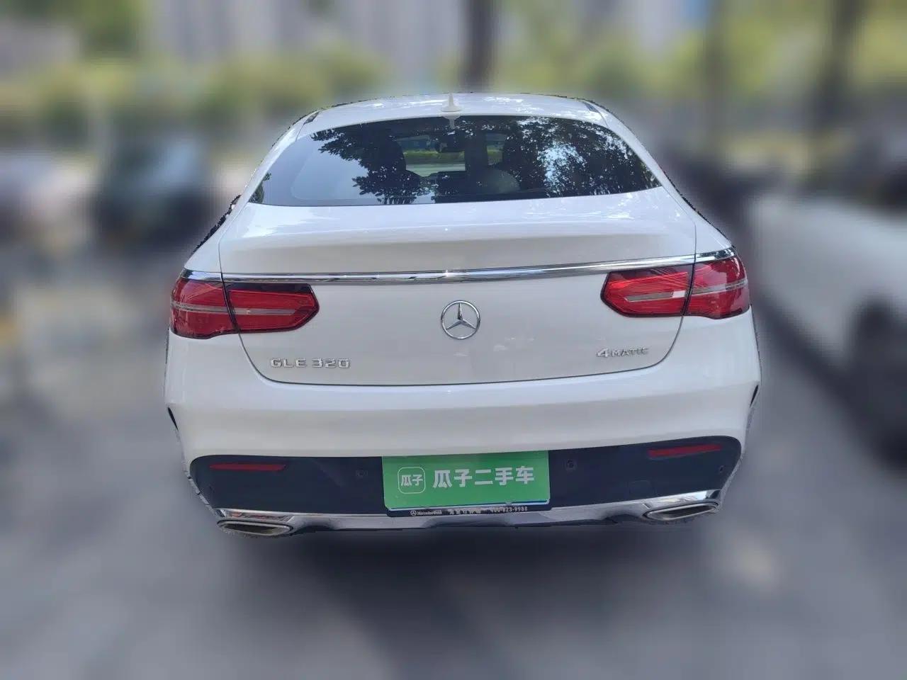 Mercedes-Benz GLE Coupe 2017 GLE 320 4MATIC Coupe SUV — миниатюра 5