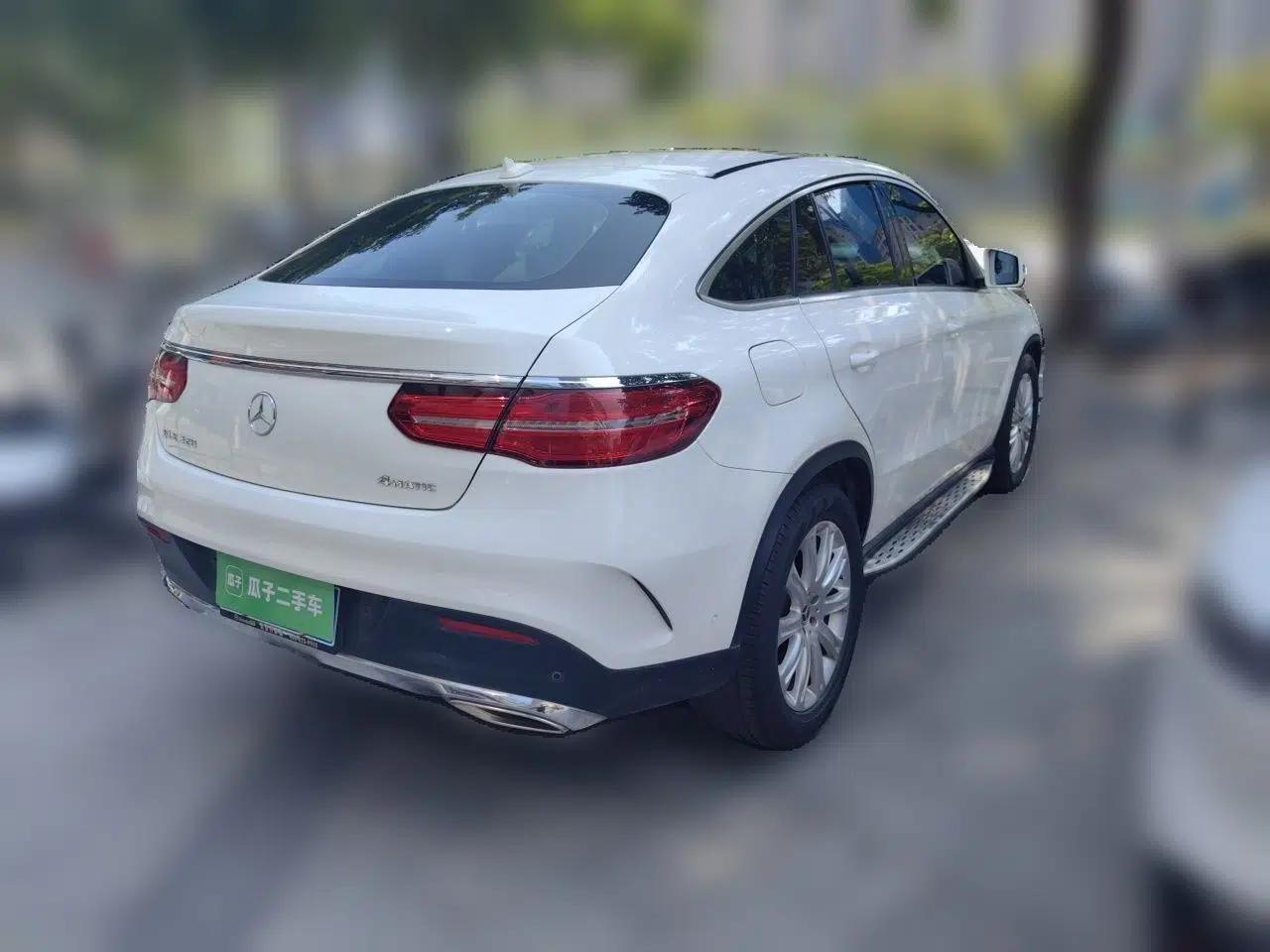 Mercedes-Benz GLE Coupe 2017 GLE 320 4MATIC Coupe SUV — миниатюра 6