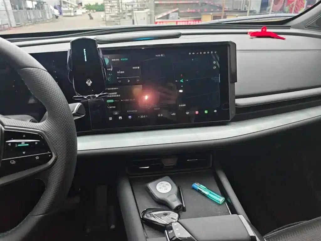 Changan UNI-T 2023 Second Generation 1.5T Premium Edition — миниатюра 13