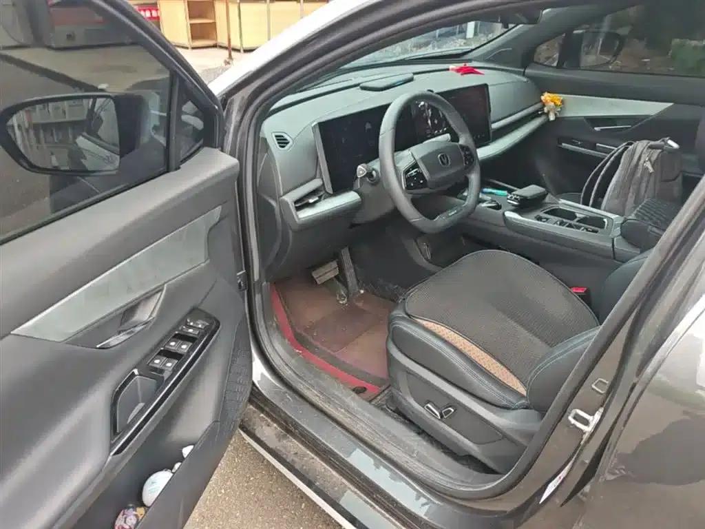 Changan UNI-T 2023 Second Generation 1.5T Premium Edition — миниатюра 16