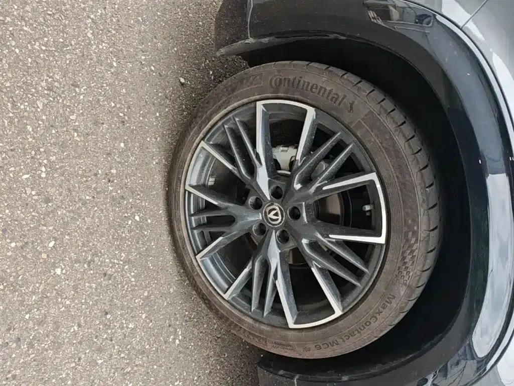 Changan UNI-T 2023 Second Generation 1.5T Premium Edition — миниатюра 23