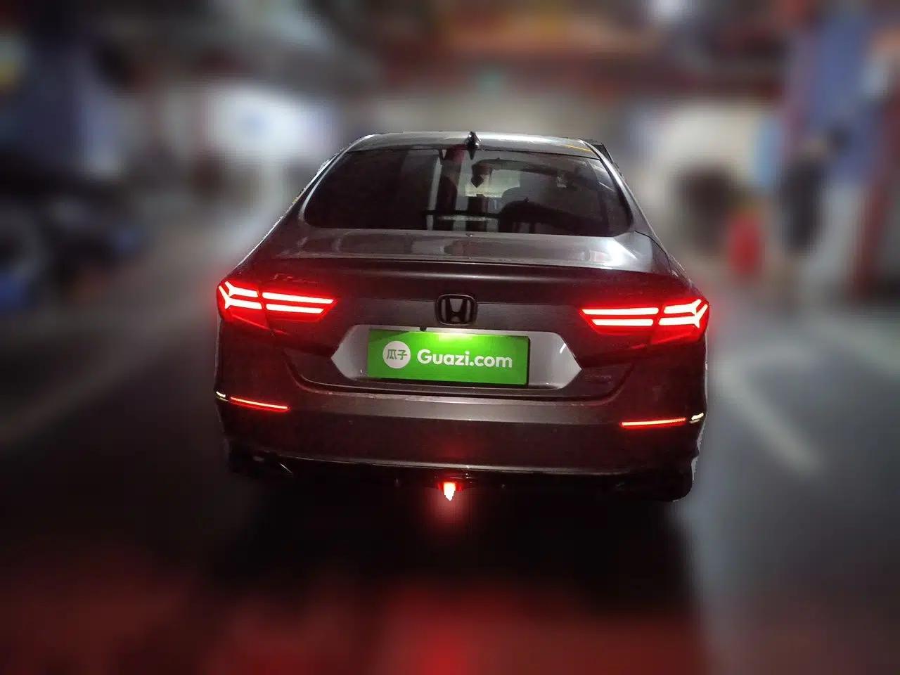 Honda Accord 2018 260TURBO Elite Edition China V — миниатюра 5