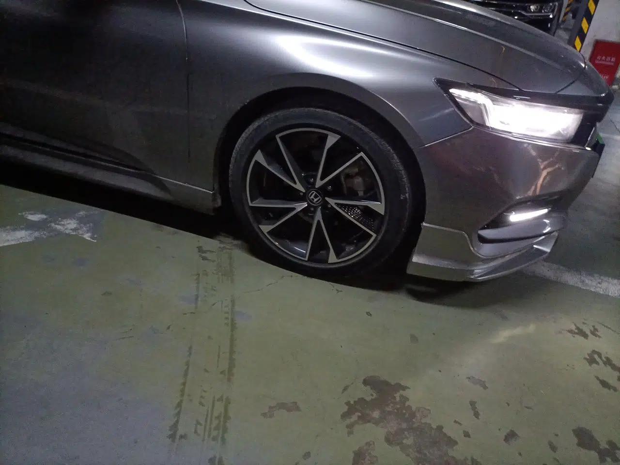 Honda Accord 2018 260TURBO Elite Edition China V — миниатюра 8