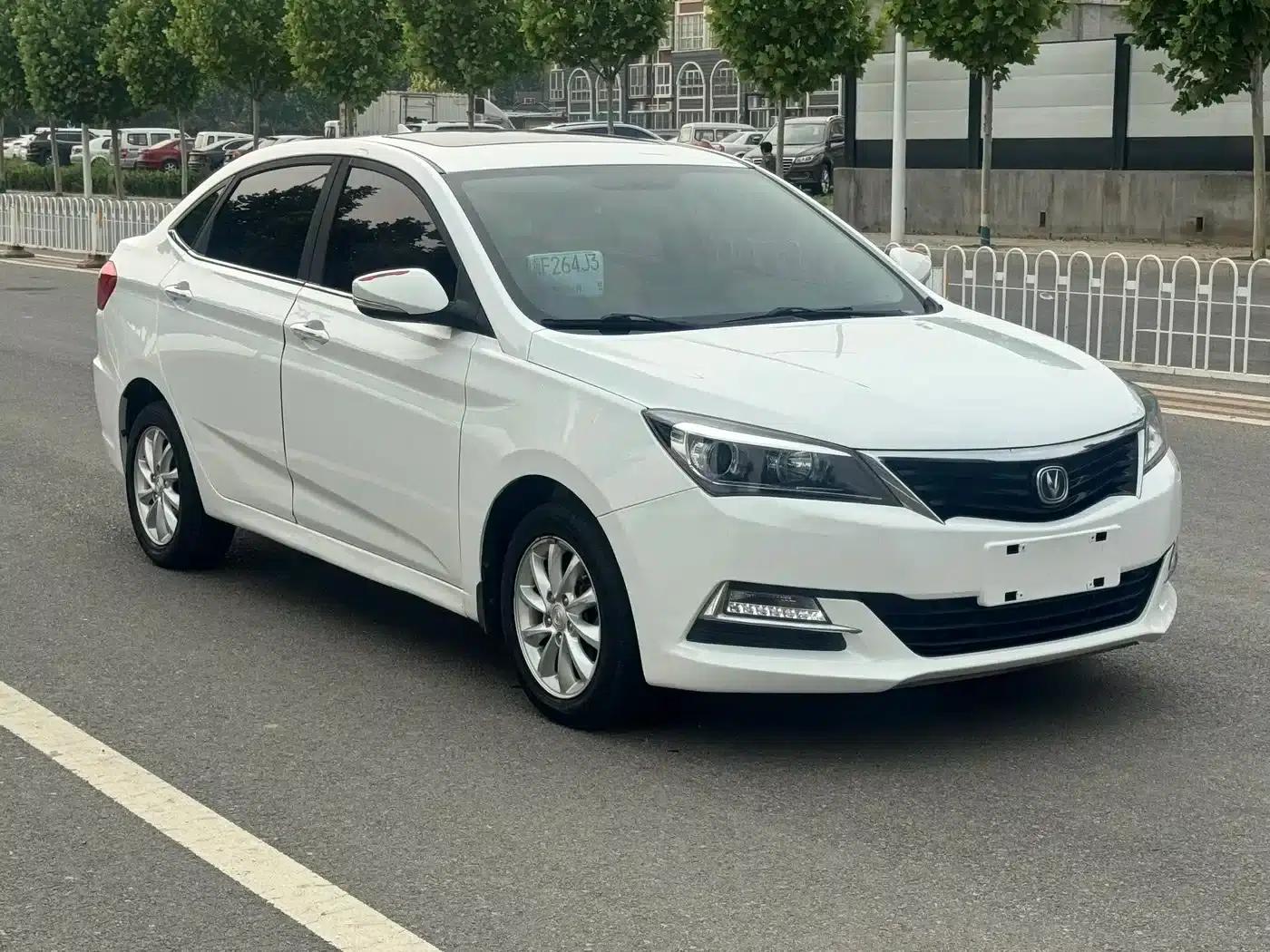 Yuexiang V7 2016 1.6L Manual Enjoyment Edition (National V Emission Standard) — миниатюра 3