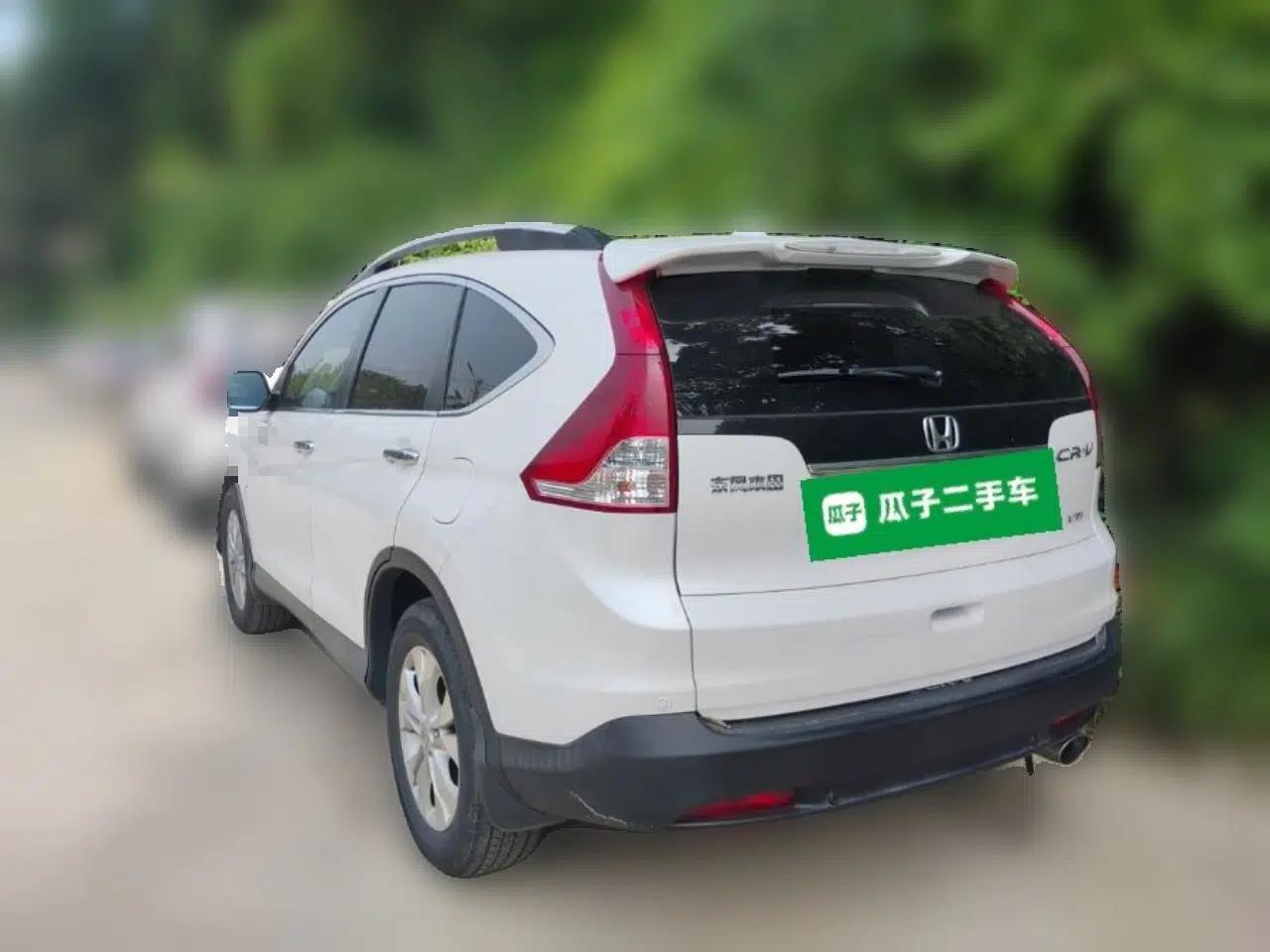 Honda CR-V 2013 2.4L two-wheel drive luxury version — миниатюра 4
