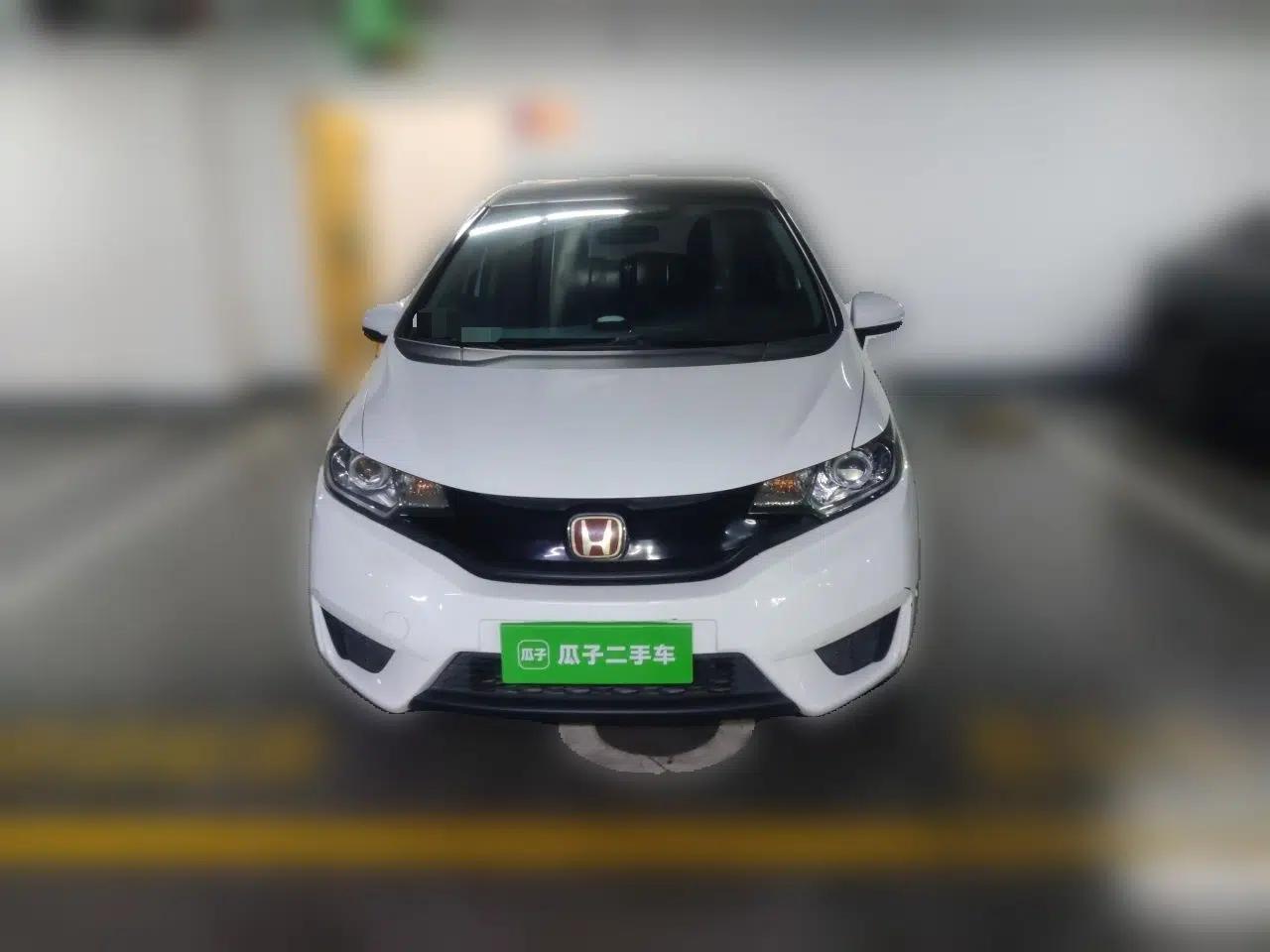 Honda Fit 2016 1.5L LX Manual Comfort Model — миниатюра 2