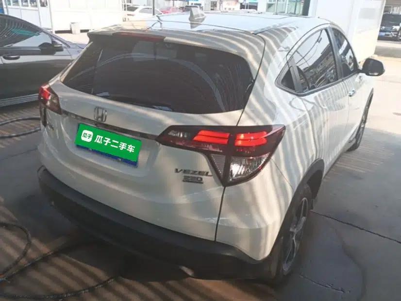 Honda Vezel 2020 220 TURBO CVT Luxury Edition — миниатюра 6