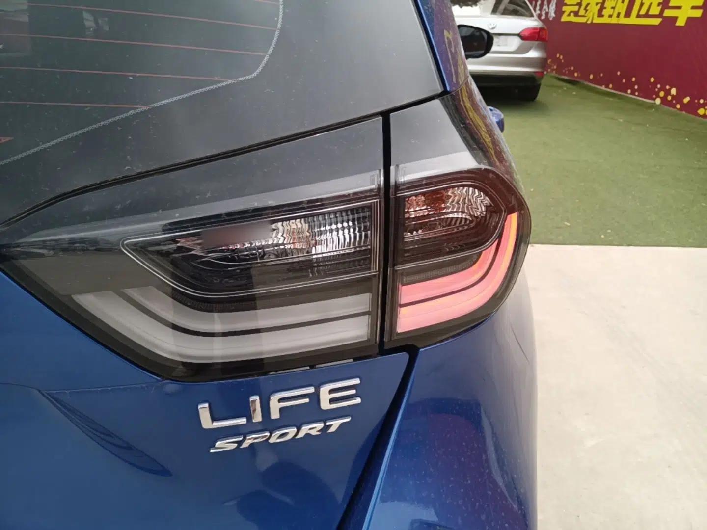 Honda LIFE 2021 1.5L CVT SPO-SS Dynamic Edition — миниатюра 9