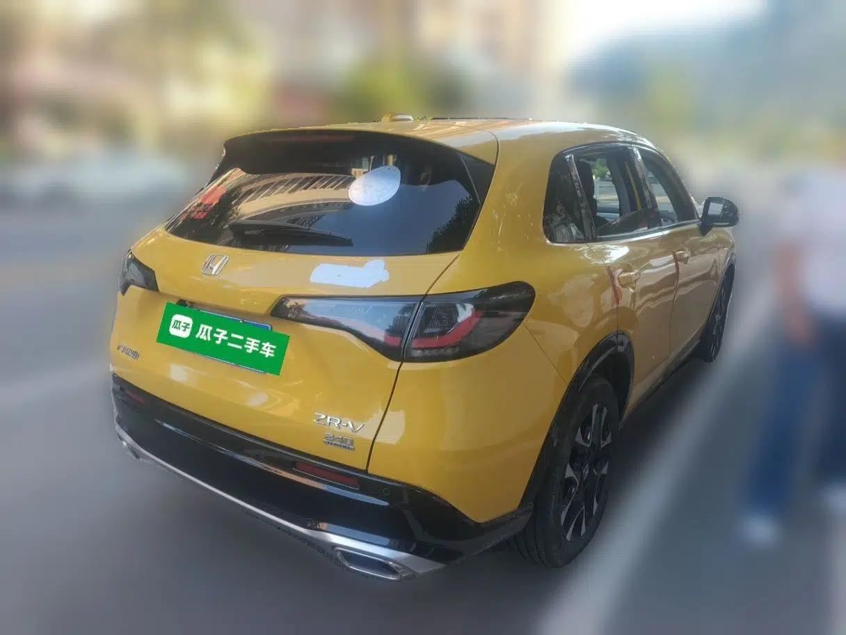 Honda ZR-V 2022 1.5T CVT Deluxe Edition — миниатюра 6