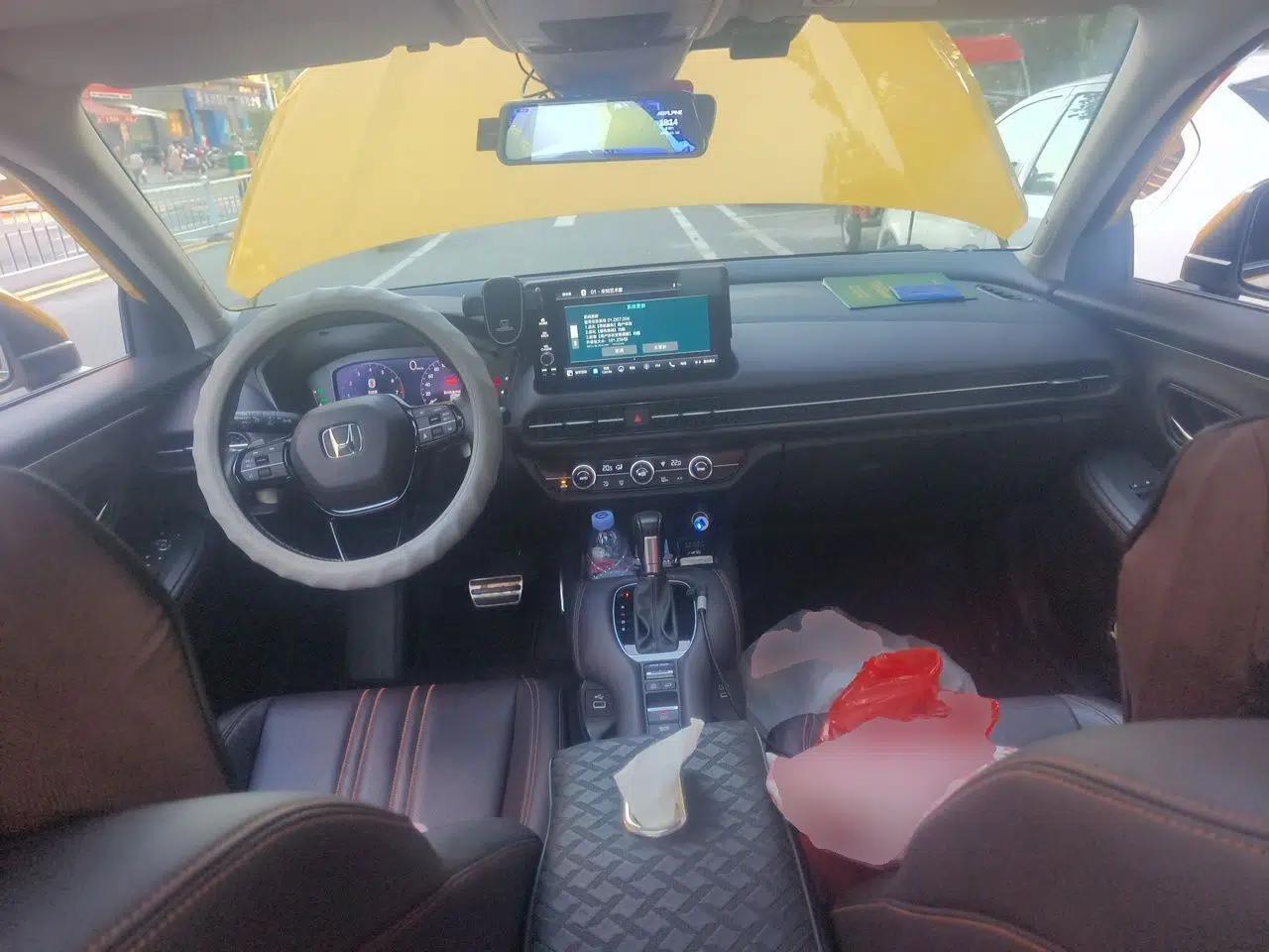 Honda ZR-V 2022 1.5T CVT Deluxe Edition — миниатюра 9