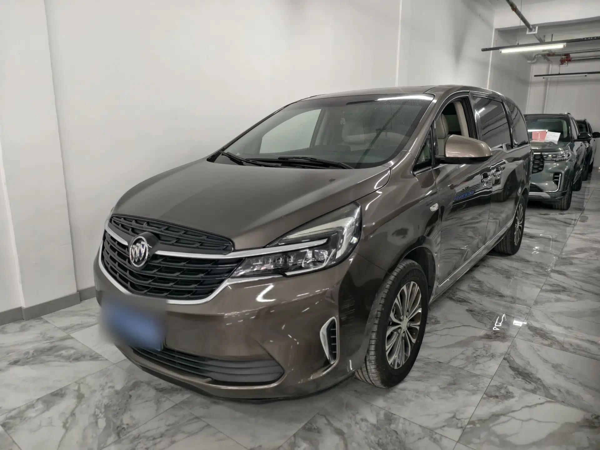 Buick GL8 2021 Land Cruiser Executive Class 652T Luxury Model — миниатюра 1