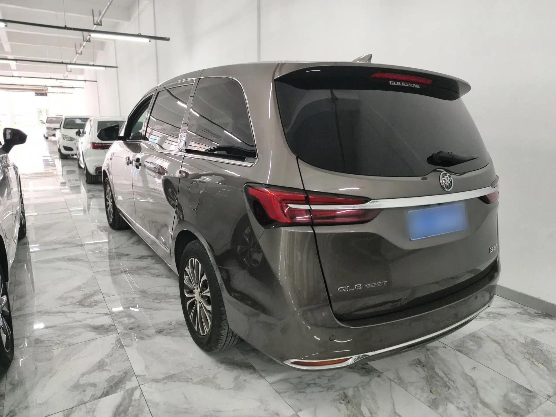 Buick GL8 2021 Land Cruiser Executive Class 652T Luxury Model — миниатюра 6