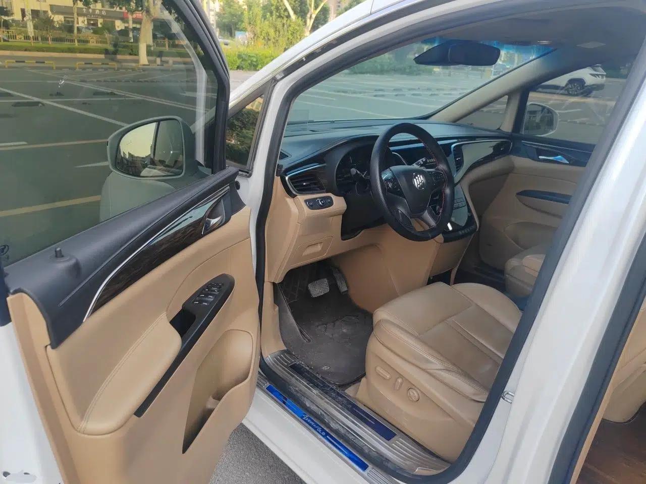 Buick GL8 2017 ES 28T Flagship Model China V Standard — миниатюра 16