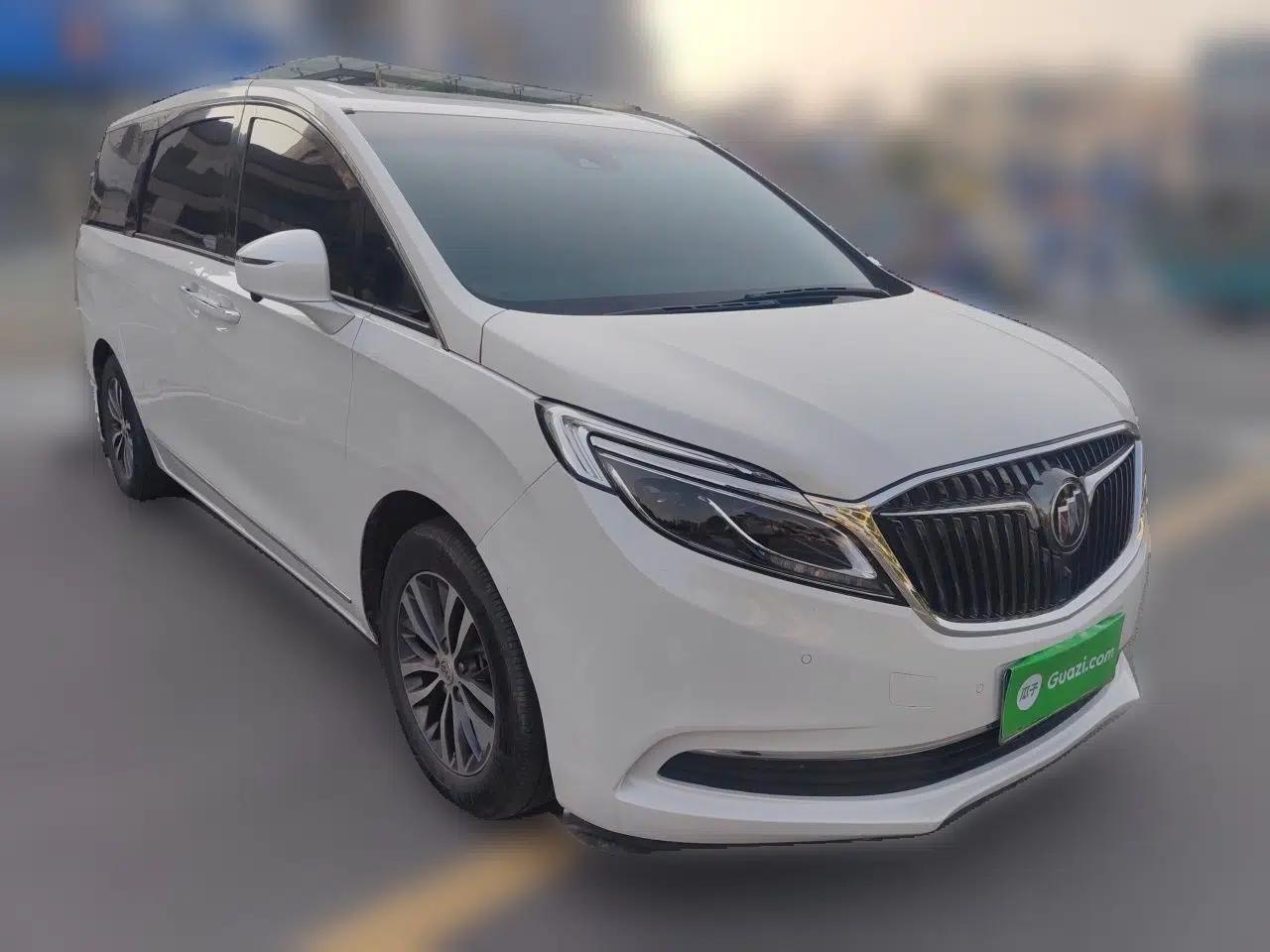 Buick GL8 2017 ES 28T Flagship Model China V Standard — миниатюра 3
